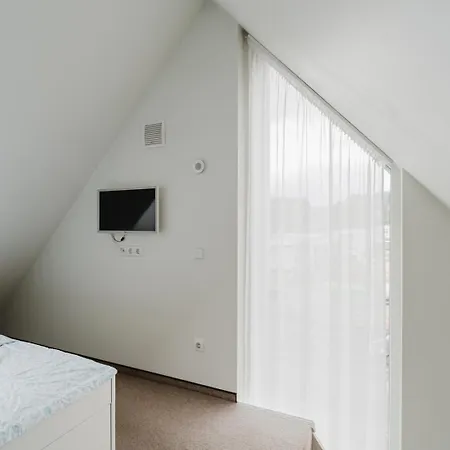 Apartment White By Monto Palanga